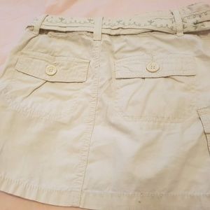 Gap skirt adjustable waist band